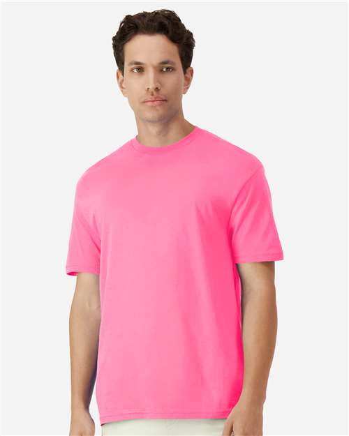 Gildan Unisex Light Cotton T-Shirt 3000