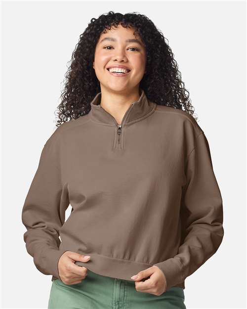 Comfort Colors Women's Garment-Dyed Mid-Length Quarter-Zip Sweatshirt 1580L