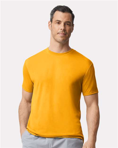 Performance® T-Shirt - L