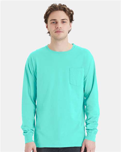 Unisex Garment-Dyed Long Sleeve T-Shirt With a Pocket