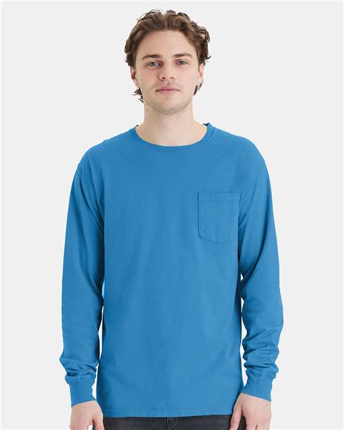 Unisex Garment-Dyed Long Sleeve T-Shirt With a Pocket