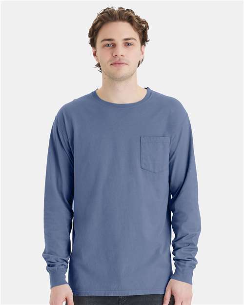 Unisex Garment-Dyed Long Sleeve T-Shirt With a Pocket