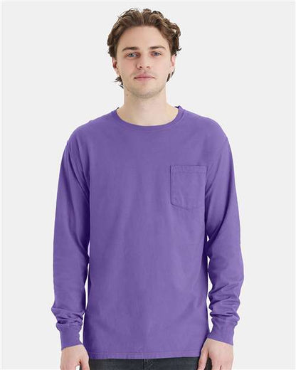 Unisex Garment-Dyed Long Sleeve T-Shirt With a Pocket